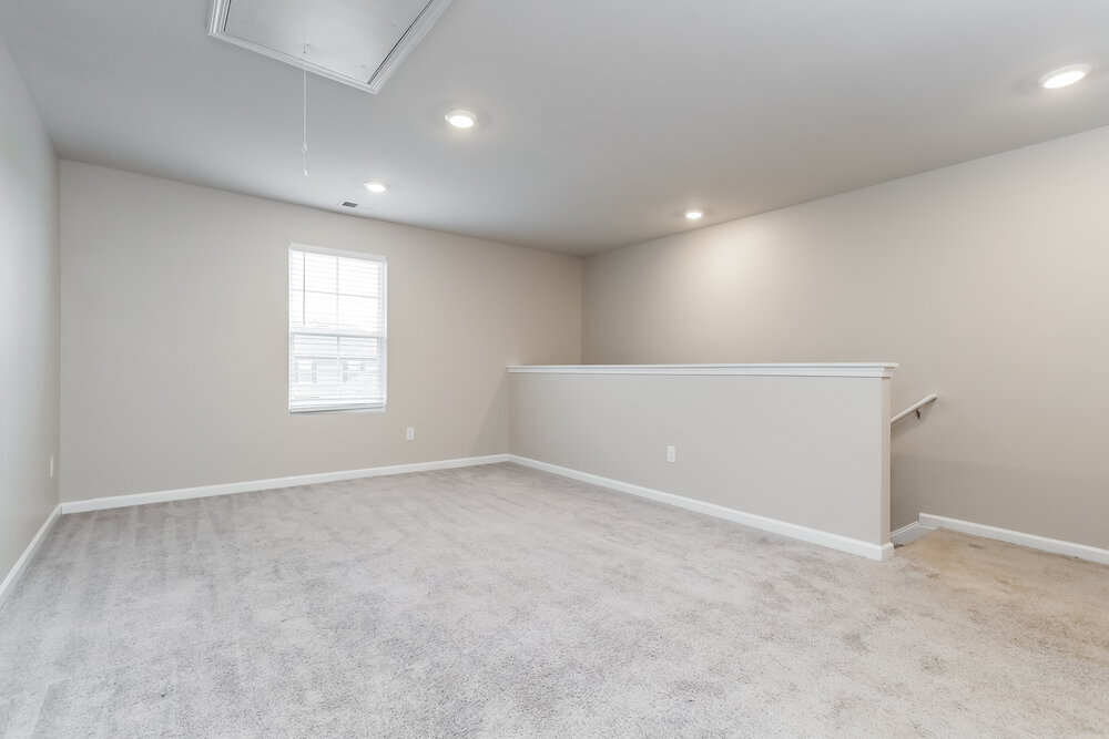 Building Photo - 319 Hamilton Pointe Dr
