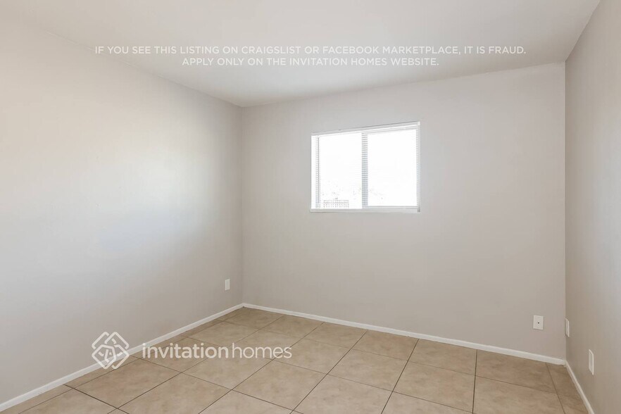 Building Photo - 1146 E Hatcher Rd