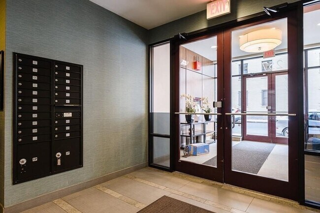 Building Photo - 257 Northampton St