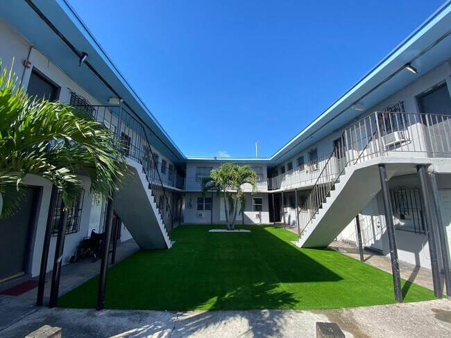 Interior Photo - The Flats on 22nd Avenue