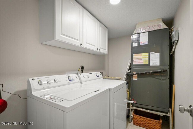 Building Photo - 27 Tifton Way S