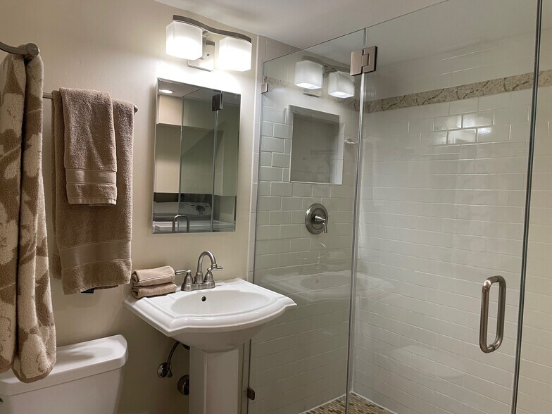 Mirrored Medicine Cabinet - 2502 Sanford St