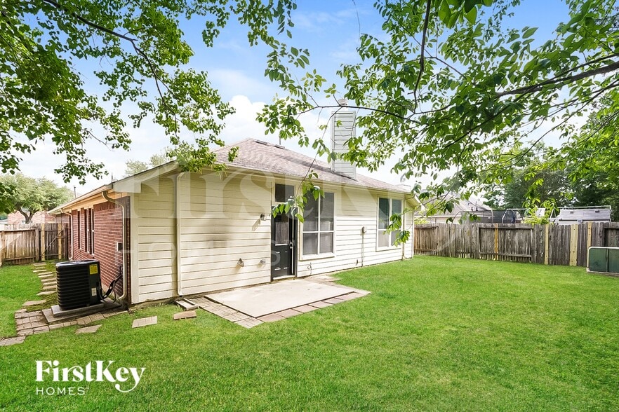 Building Photo - 4531 Bridgevillage Dr
