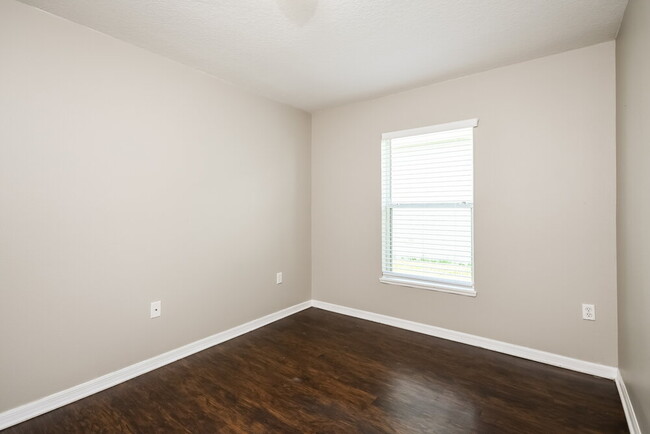 Building Photo - 2968 Whispering Trails Dr