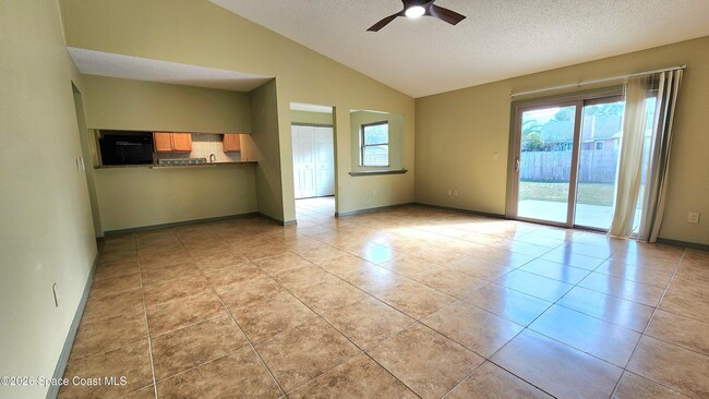 Building Photo - 1336 Pace Dr NW