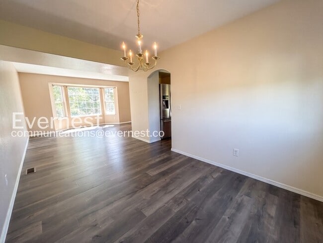 Building Photo - 6598 Fielding Terrace