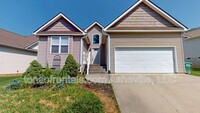 Building Photo - 111 Woodcreek Cir