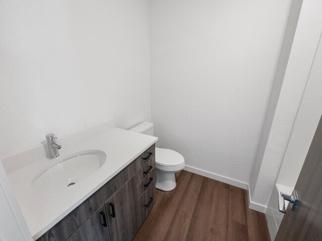 Building Photo - Gray Ridge Apartments