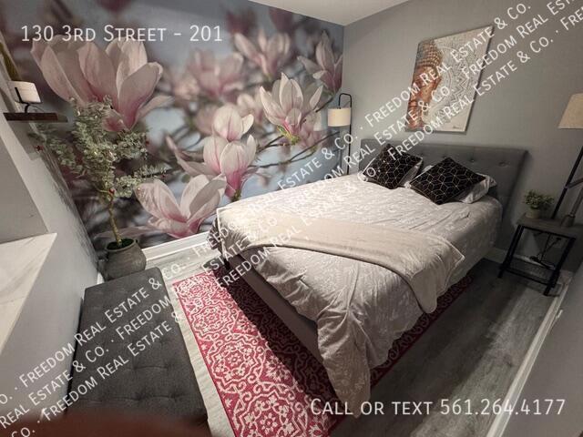 Building Photo - 130 3rd St