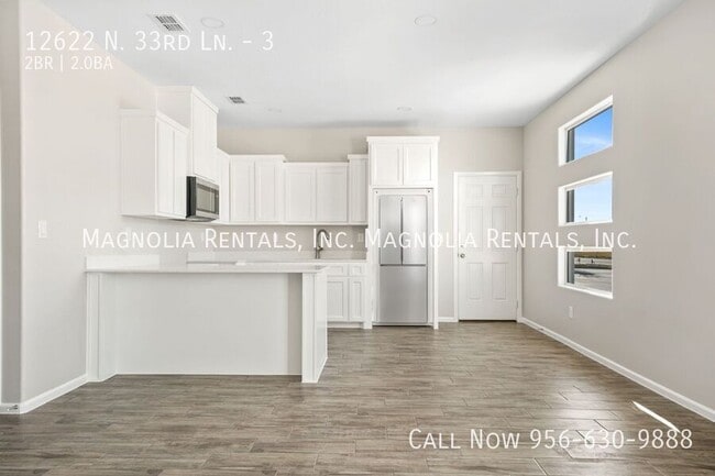 Building Photo - 12622 N 33rd Ln