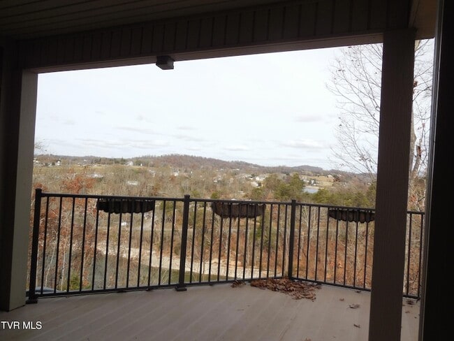 Building Photo - 341 Coldwater Dr