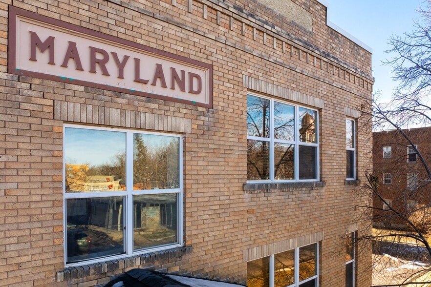 Building Photo - 512 2nd Ave N