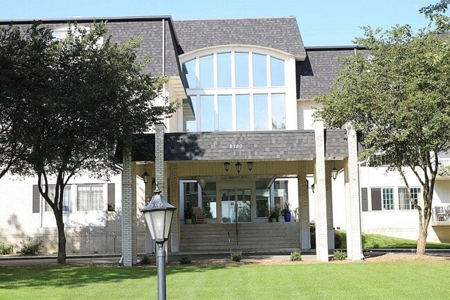 Building Photo - 8750 Harrison Ave