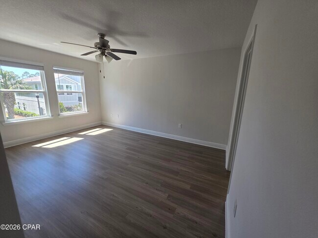 Building Photo - 106 Cascade Ln