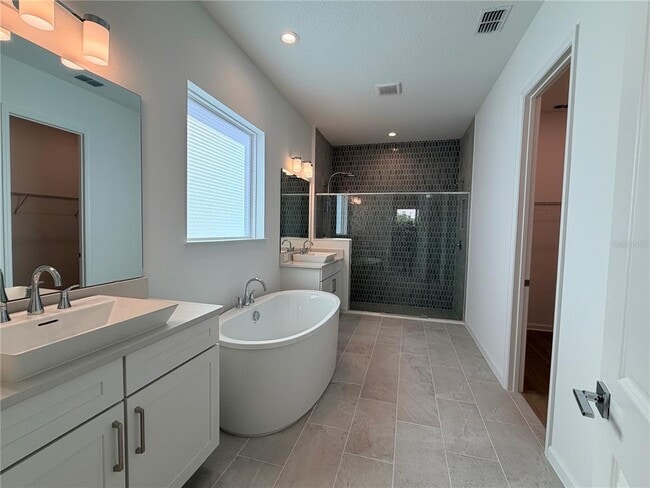 Building Photo - 14213 Spg Gdn Dr