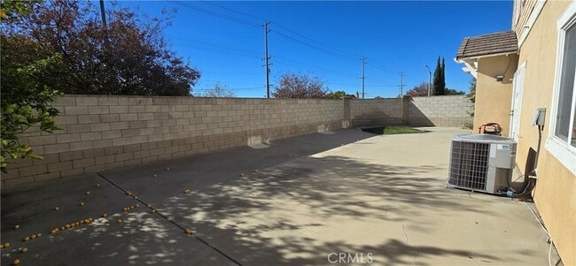 Building Photo - 16225 Soapberry Ln