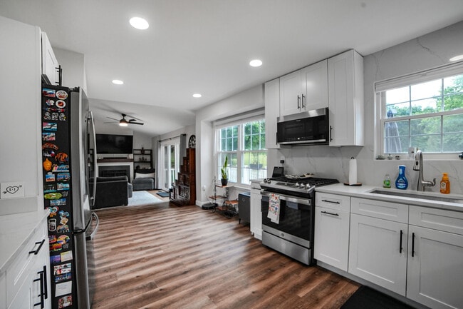Building Photo - 23647 Rolling Fork Way