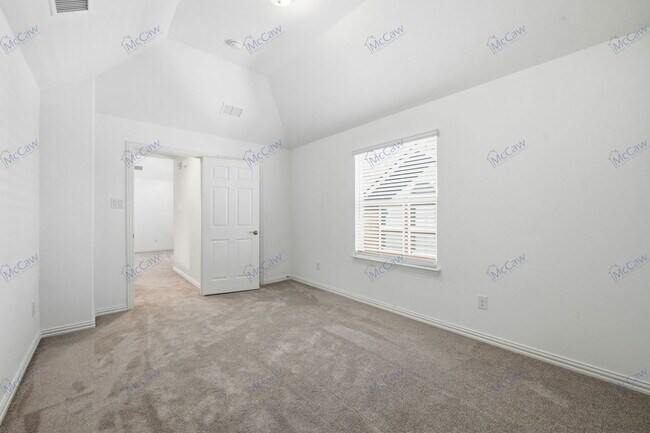 Building Photo - 6700 Palmdale Ln