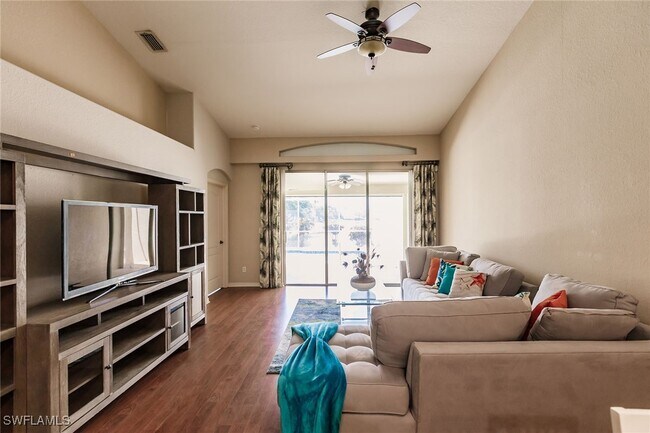 Building Photo - 8440 Ibis Cove Cir