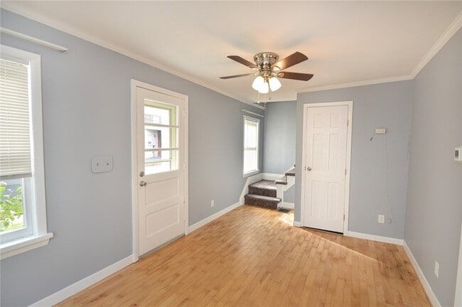 Building Photo - 144 Parce Ave