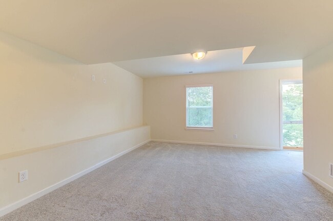 Building Photo - Beautifully Custom Crafted 2-Story Home 3 ...