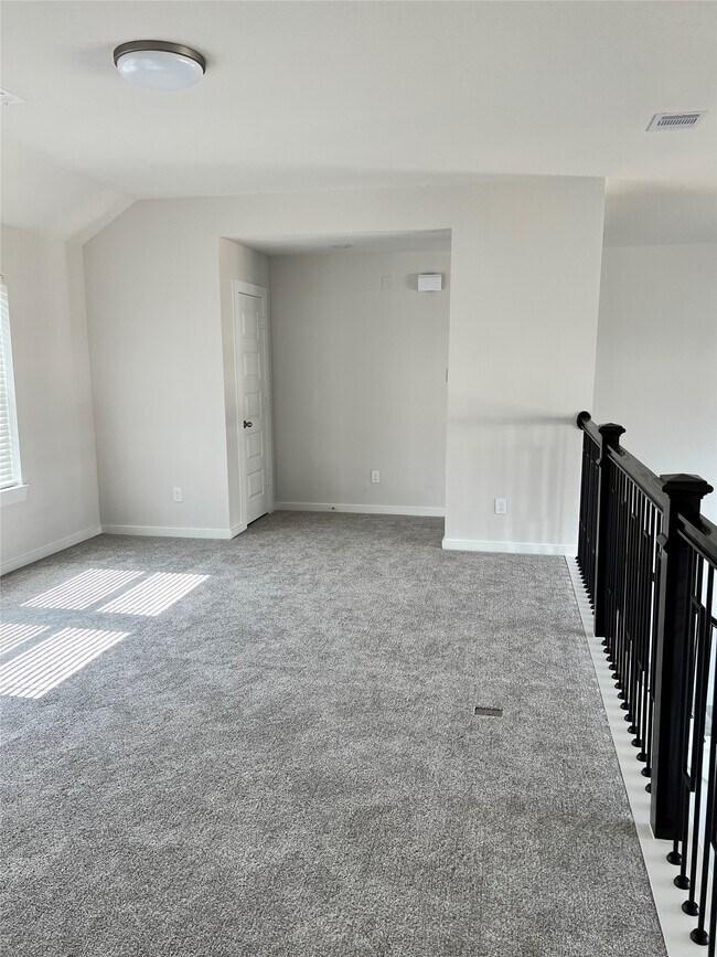 Building Photo - 23723 Pullin Market Dr