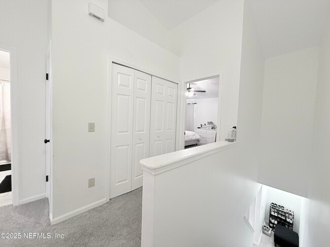 Building Photo - 7634 Rain Forest Dr W