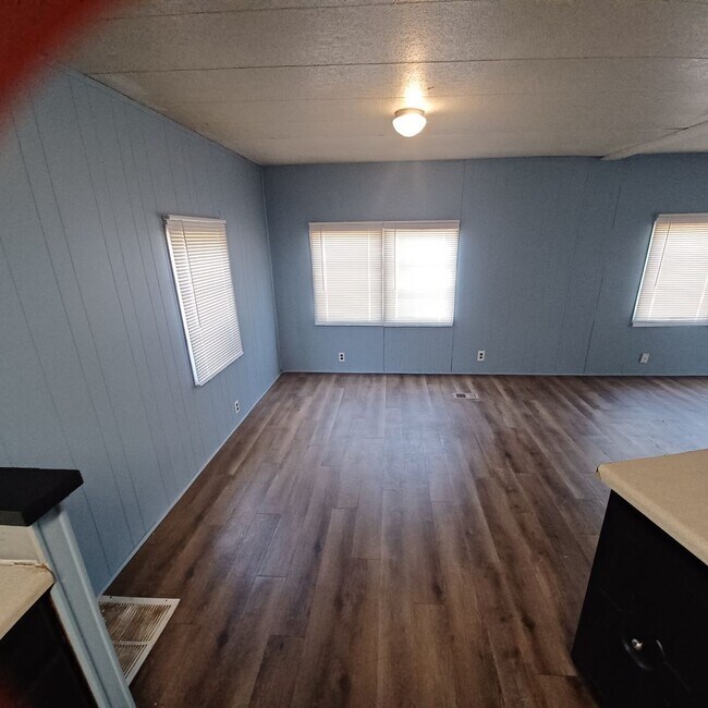 Building Photo - 3 BR 2 BA mobile home on half an acre