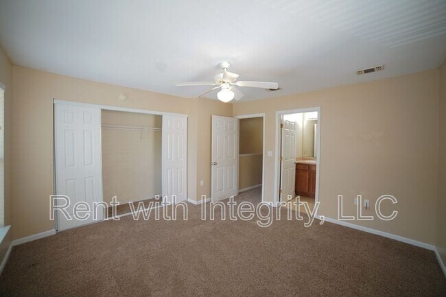Building Photo - 2400 Fred Smith Rd