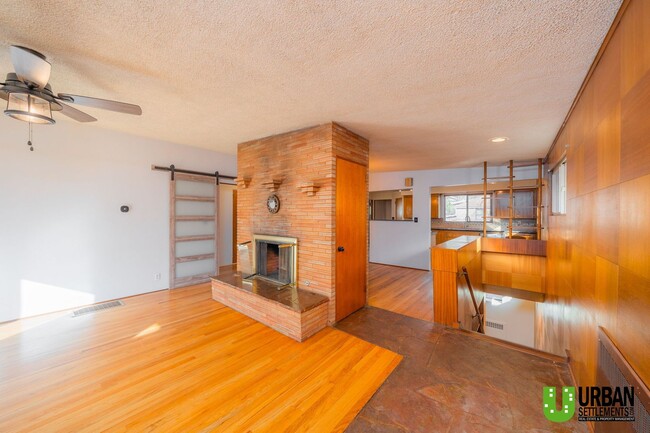 Building Photo - Classic South Hill Charmer for Rent – 3423 S Grant Blvd, Spokane, WA 99203