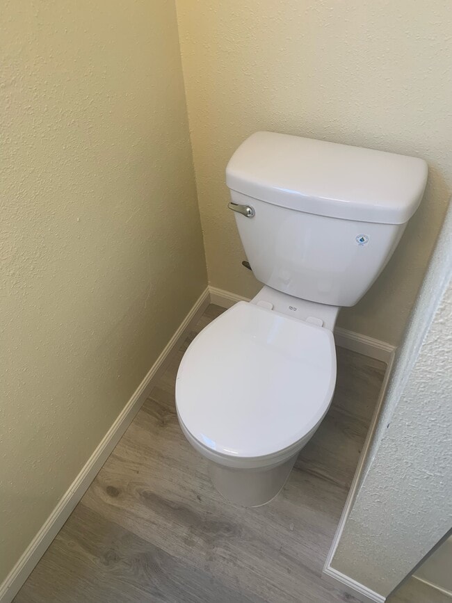 Building Photo - 2228 Thurman Ave