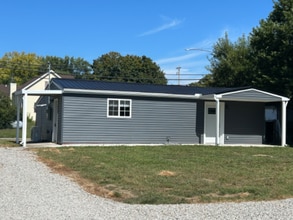 Building Photo - 138 N Main St