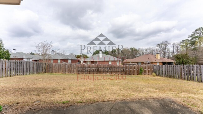 Building Photo - 8031 Garrett Pines Dr