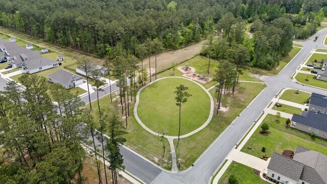 Building Photo - 3504 Cranberry Ln
