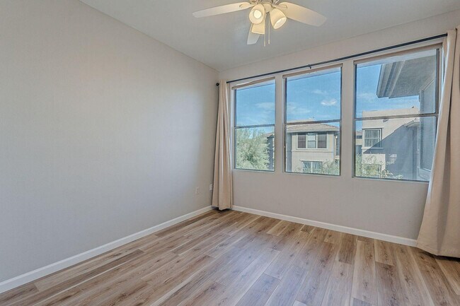 Building Photo - 19777 N 76th St