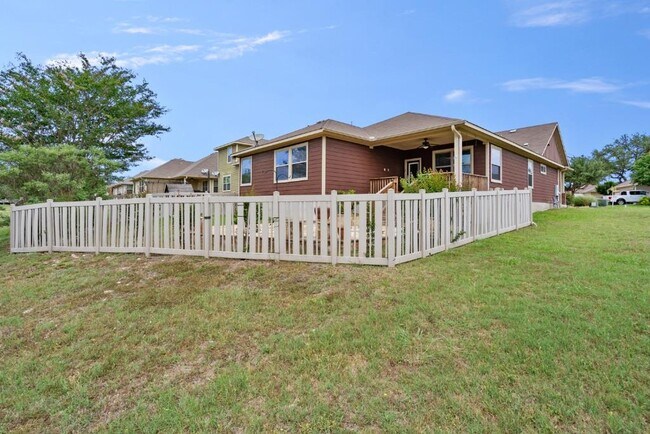 Building Photo - 1571 Kirby
