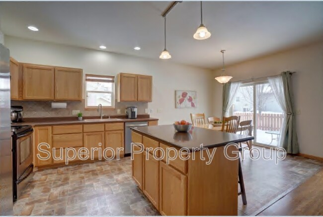 Building Photo - 238 Wind Stone Dr