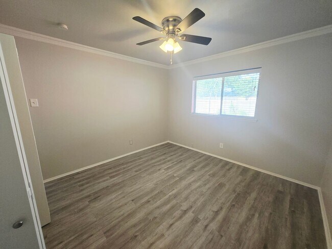 Building Photo - Garland 3 Bedroom, 2 Bath, 1 Car Garage Property That Has Been Completely Remodeled