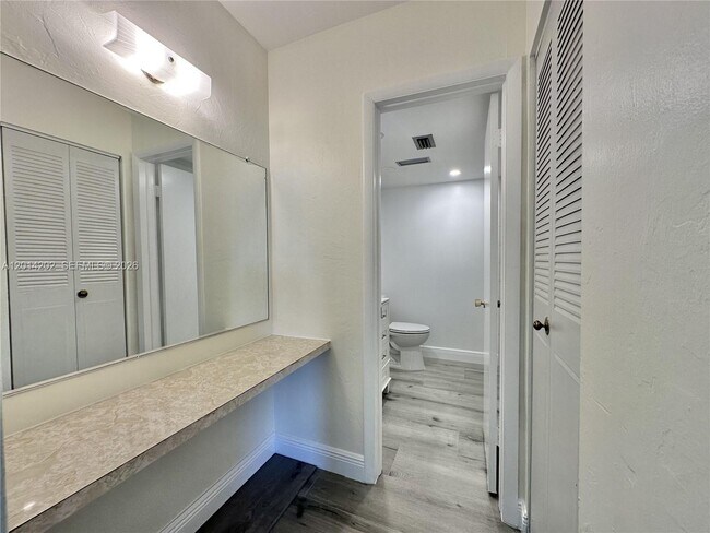 Building Photo - 8335 SW 72nd Ave