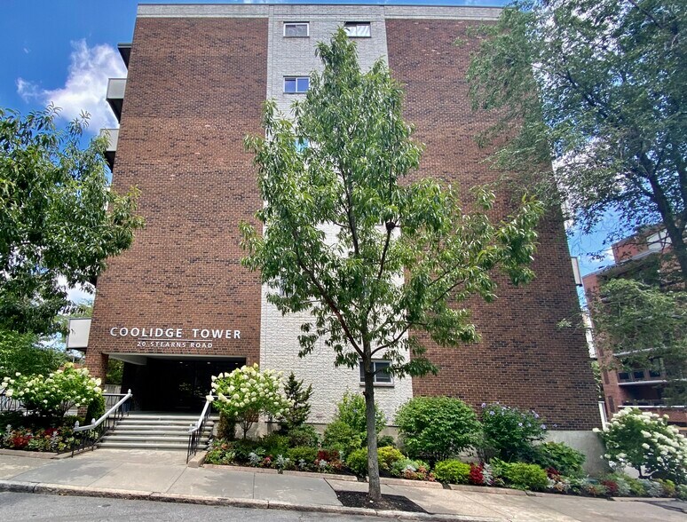 Building Photo - 20 Stearns Rd