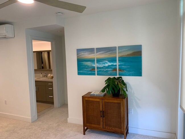 Building Photo - The Collection - 1 bedroom, 1 bath Condo w...