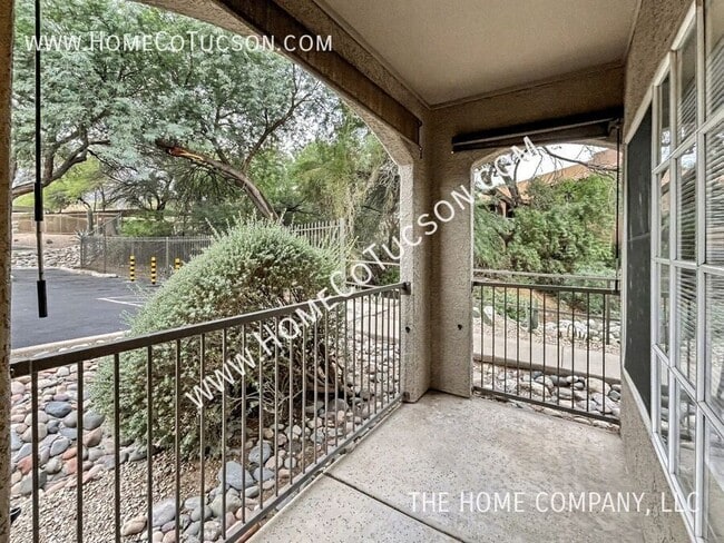 Building Photo - 1500 E Pusch Wilderness Dr