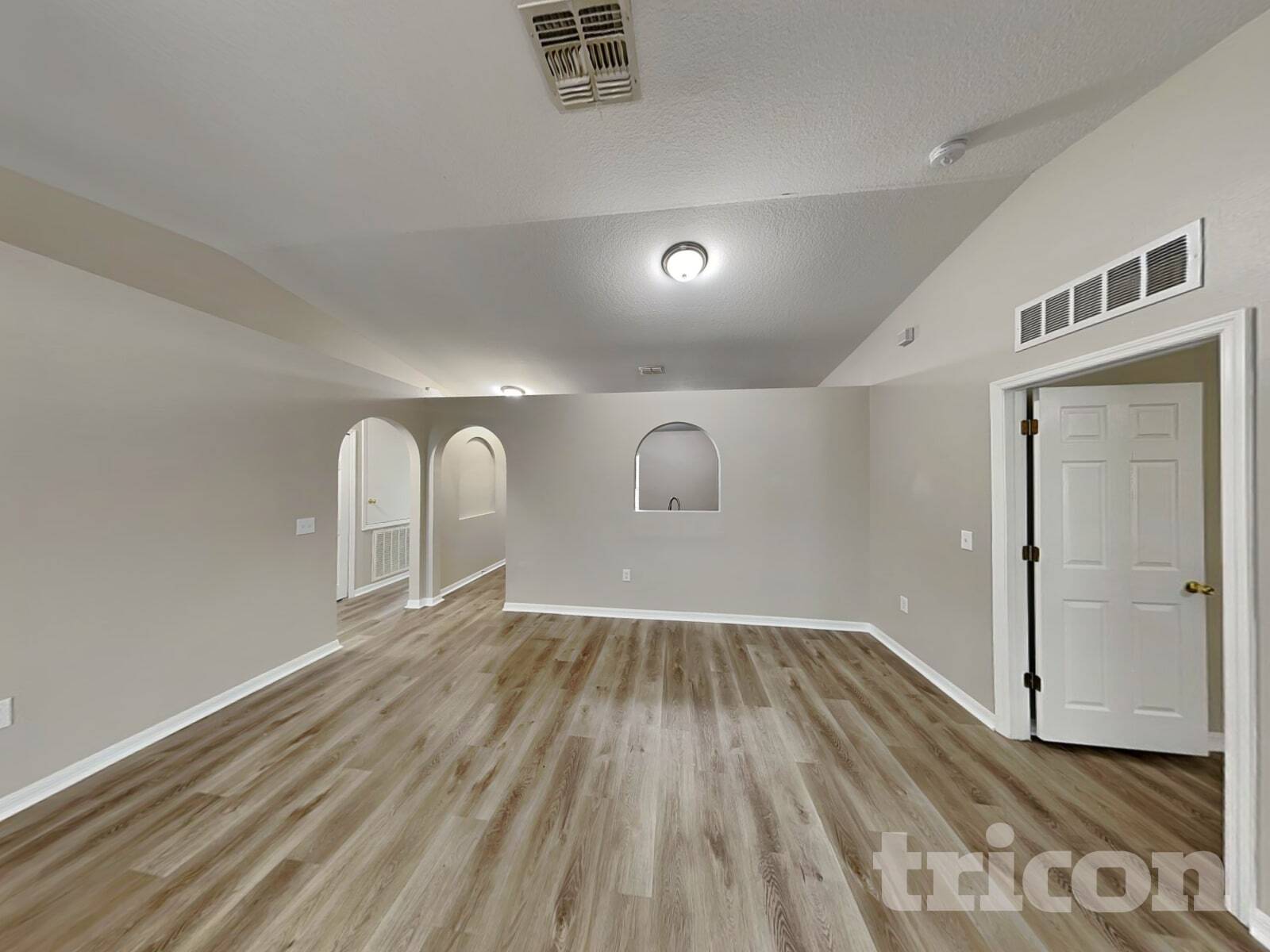 Building Photo - 339 Squires Grove Dr