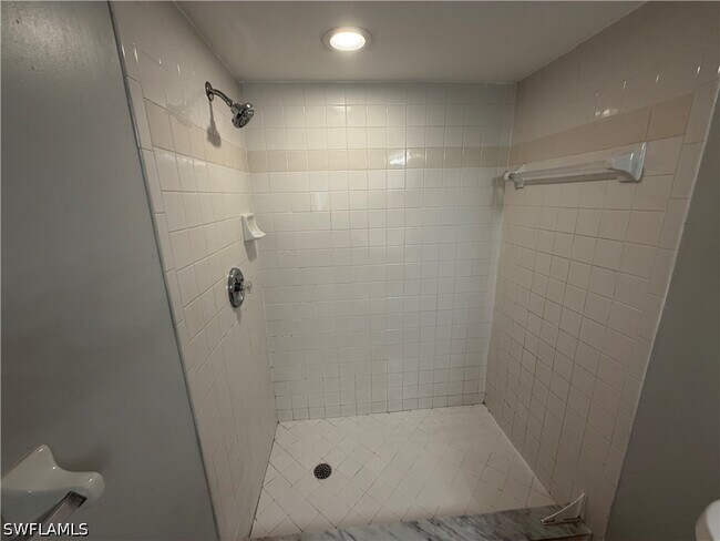 Building Photo - 28231 Pine Haven Way