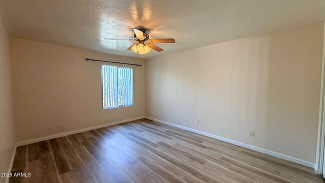 Building Photo - 3809 E Sweetwater Ave