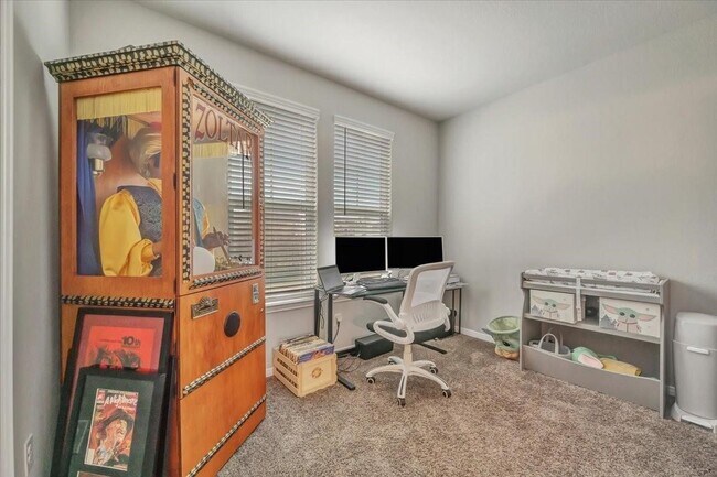 Building Photo - 1414 Veranda Mist