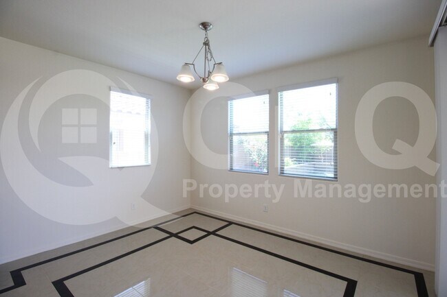 Building Photo - 10169 W Los Gatos Dr