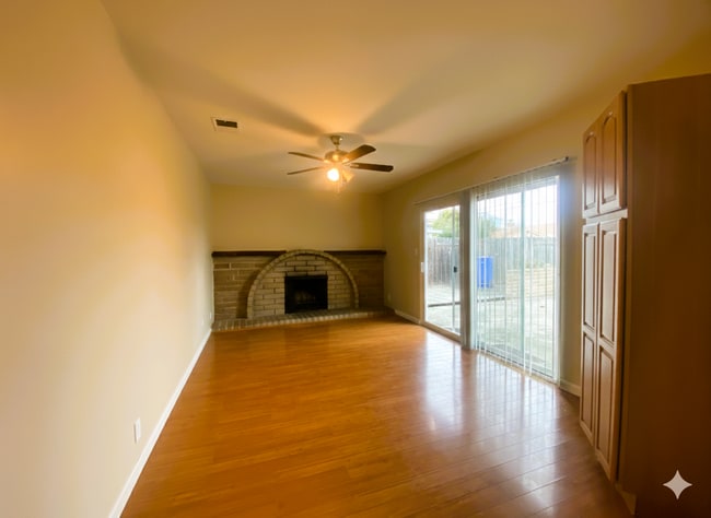 Building Photo - Lovely 3-bedroom home for rent in Fremont - Sundale!