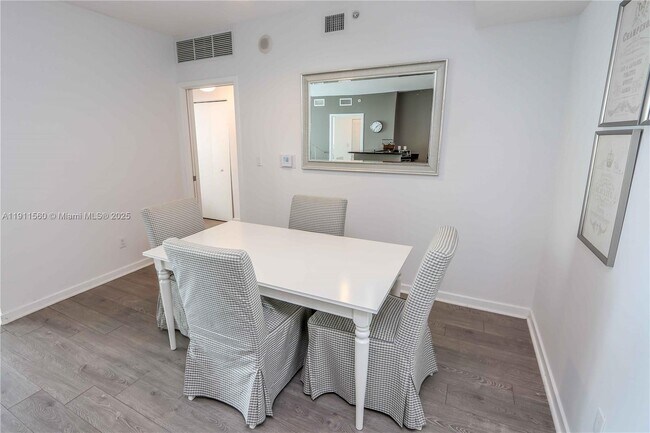 Building Photo - 325 S Biscayne Blvd