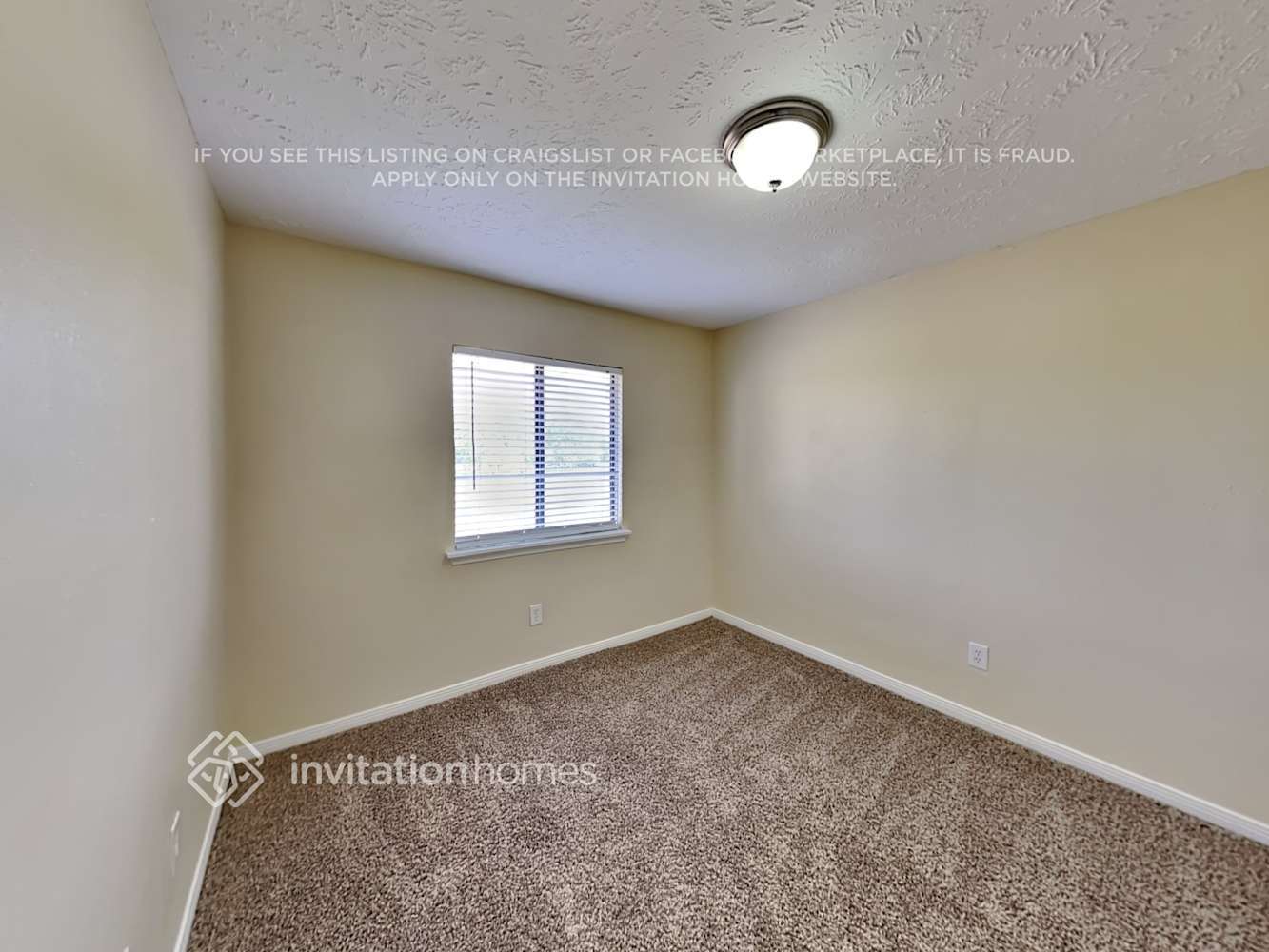 Building Photo - 3138 Mesquite Dr